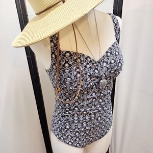 COPY - NIP TUCK SZ 8 LONG  AUSTRAILIAN SOFT FEEL SCULPTED TUMMY CONTROL ONE PIE…